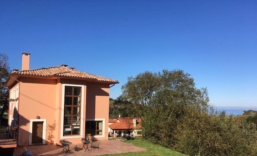 La Casa En El Camino Vendégház Pendueles Kültér fotó