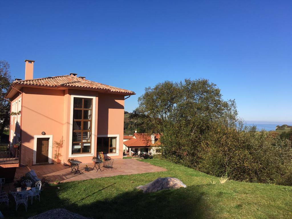 La Casa En El Camino Vendégház Pendueles Kültér fotó