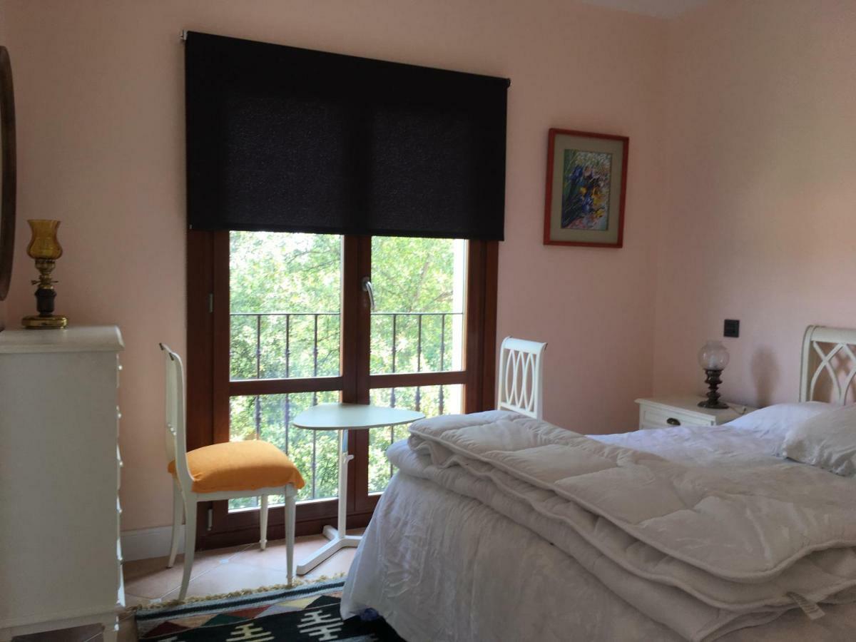 La Casa En El Camino Vendégház Pendueles Kültér fotó