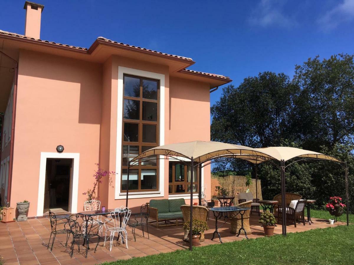 La Casa En El Camino Vendégház Pendueles Kültér fotó